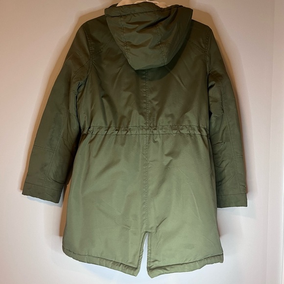 Old Navy Faux Fur Lined Hooded Parka - Picture 2 of 5